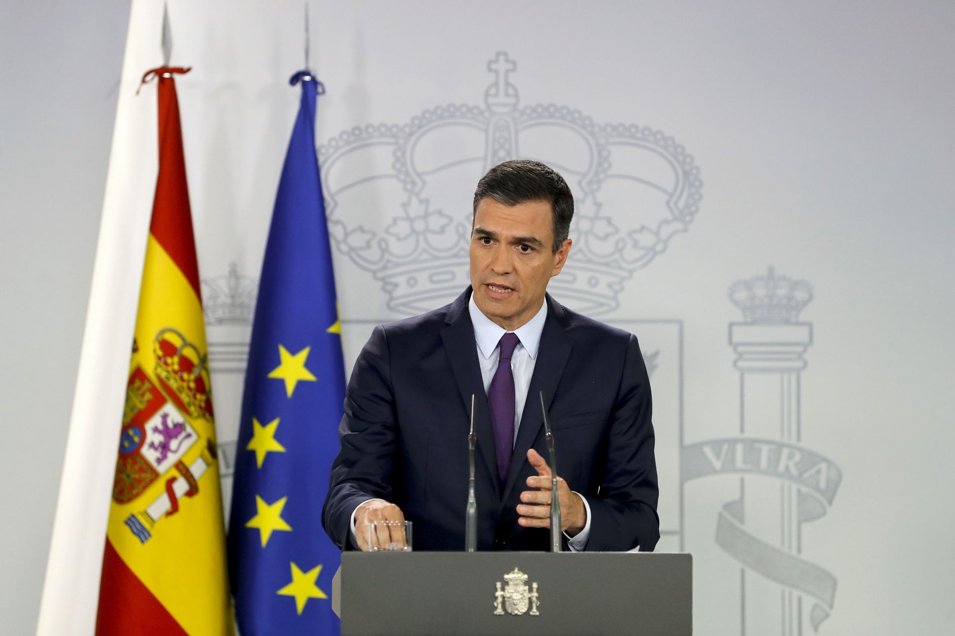 El presidente del Gobierno en funciones, Pedro Sánchez, en una rueda de prensa. / efe