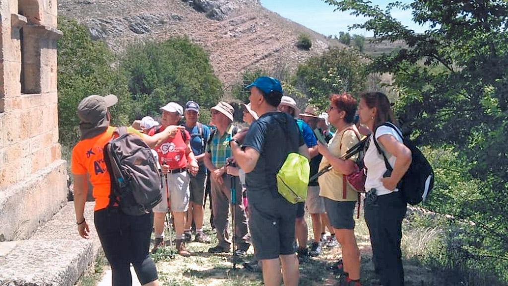 Participantes en la última ruta del programa ‘Camina Segovia en Primavera’. / el adelantado