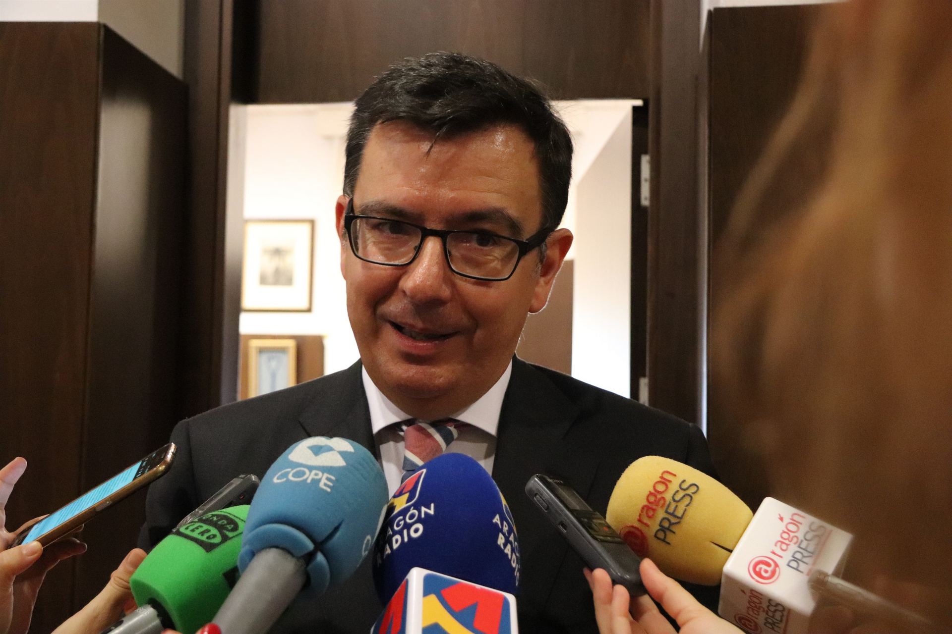 El exministro de Economía, Industria y Competitividad Román Escolano. / Efe