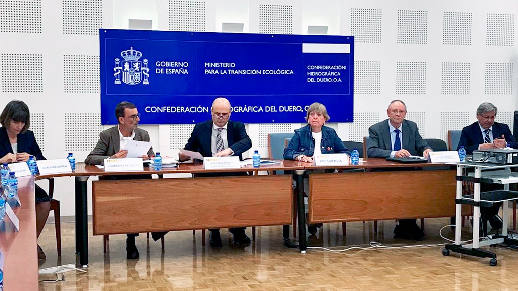 La CHD solicita al Gobierno un decreto excepcional por la sequía 1 Reunión de la Junta de Gobierno de la CHD en la que se pidieron medidas ante la sequía. / el adelantado