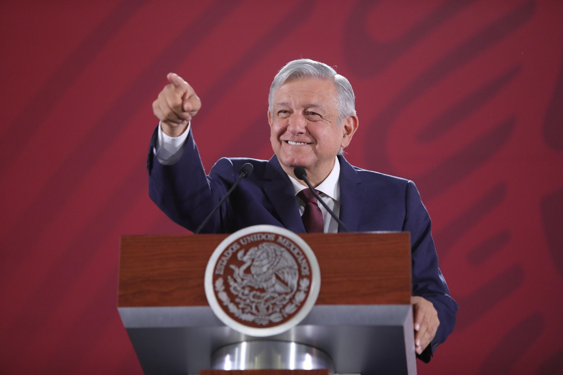 El Presidente de México, Andrés Manuel López Obrador, ofrece una rueda de prensa en la capital del país. / efe