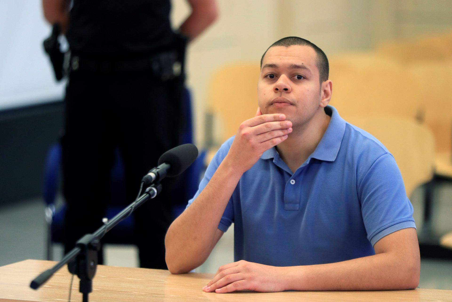 Karim I.S. se enfrenta a 48 años de cárcel por amenazas terroristas.