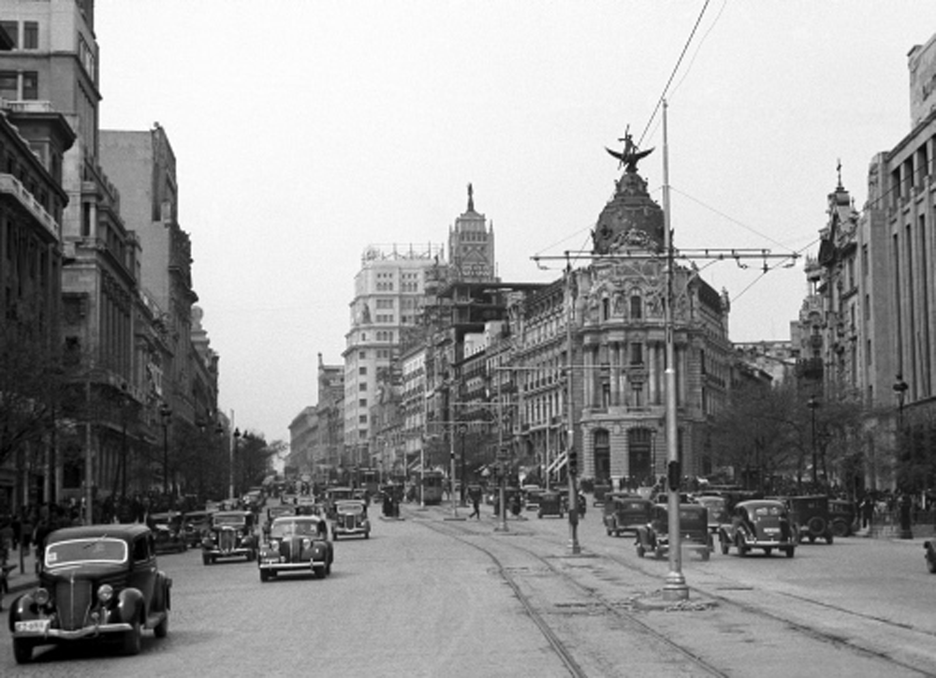 El edificio de los seguros de la Unión y el Fénix fue inaugurado en 1911. / EFE