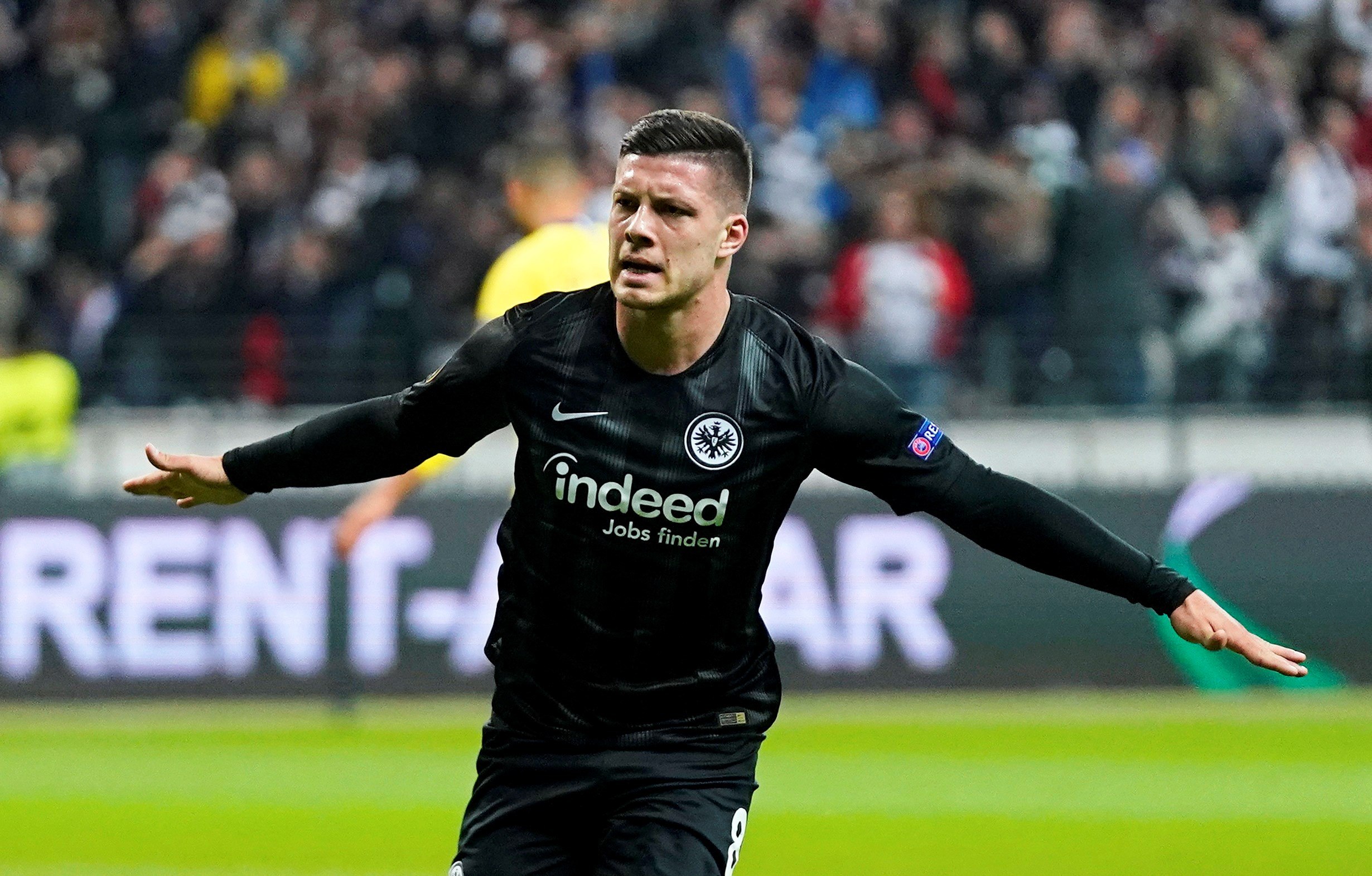 El Madrid ficha gol 1 Luka Jovic celebra un gol ante el Chelsea en las semifinales de la pasada Europa League, donde los ingleses, a la postre campeones, eliminaron al Eintracht. / EFE