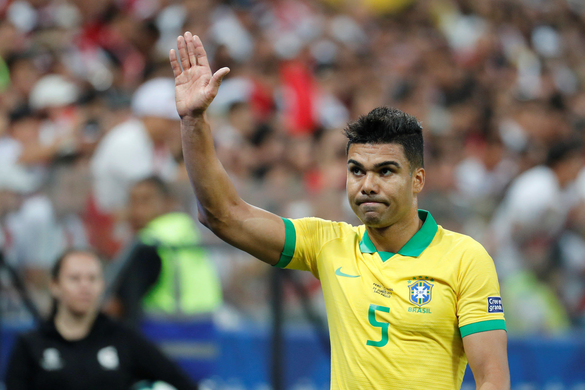 Casemiro es baja por acumulación de amonestaciones. / EFE