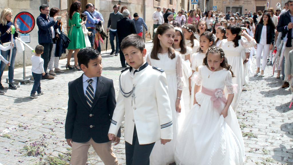 El deán de la Catedral, Ángel García Rivilla, y Emilio Montero en la rueda de prensa de la procesión del Corpus. / Nerea Llorente
