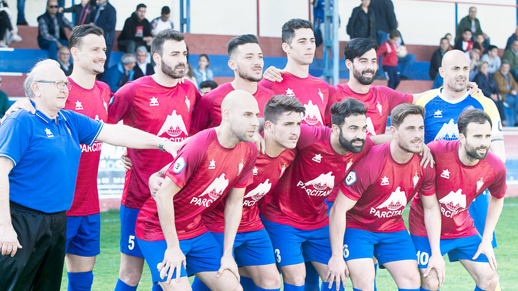 Conjunto del Villarrobledo, tercer clasificado en el grupo decimoctavo de la Tercera División. / JOSÉ MIGUEL ESPARCIA-LA TRIBUNA DE ALBACETE