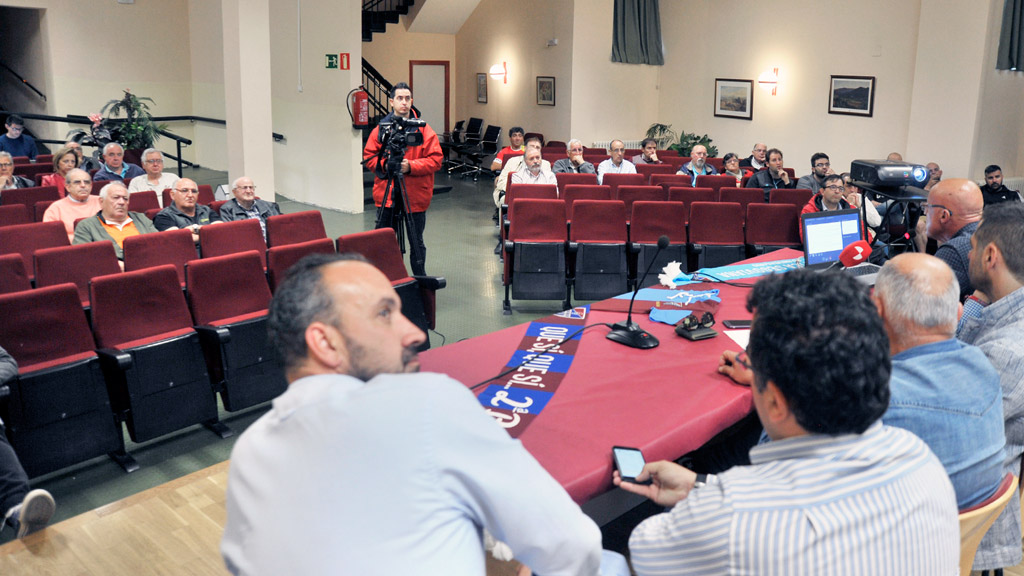 La Segoviana celebrará sus elecciones a la presidencia el 2 de julio 1 Celebración de la asamblea extraordinaria de la Gimnástica Segoviana, en el salón de actos de la residencia juvenil Emperador Teodosio. / KAMARERO