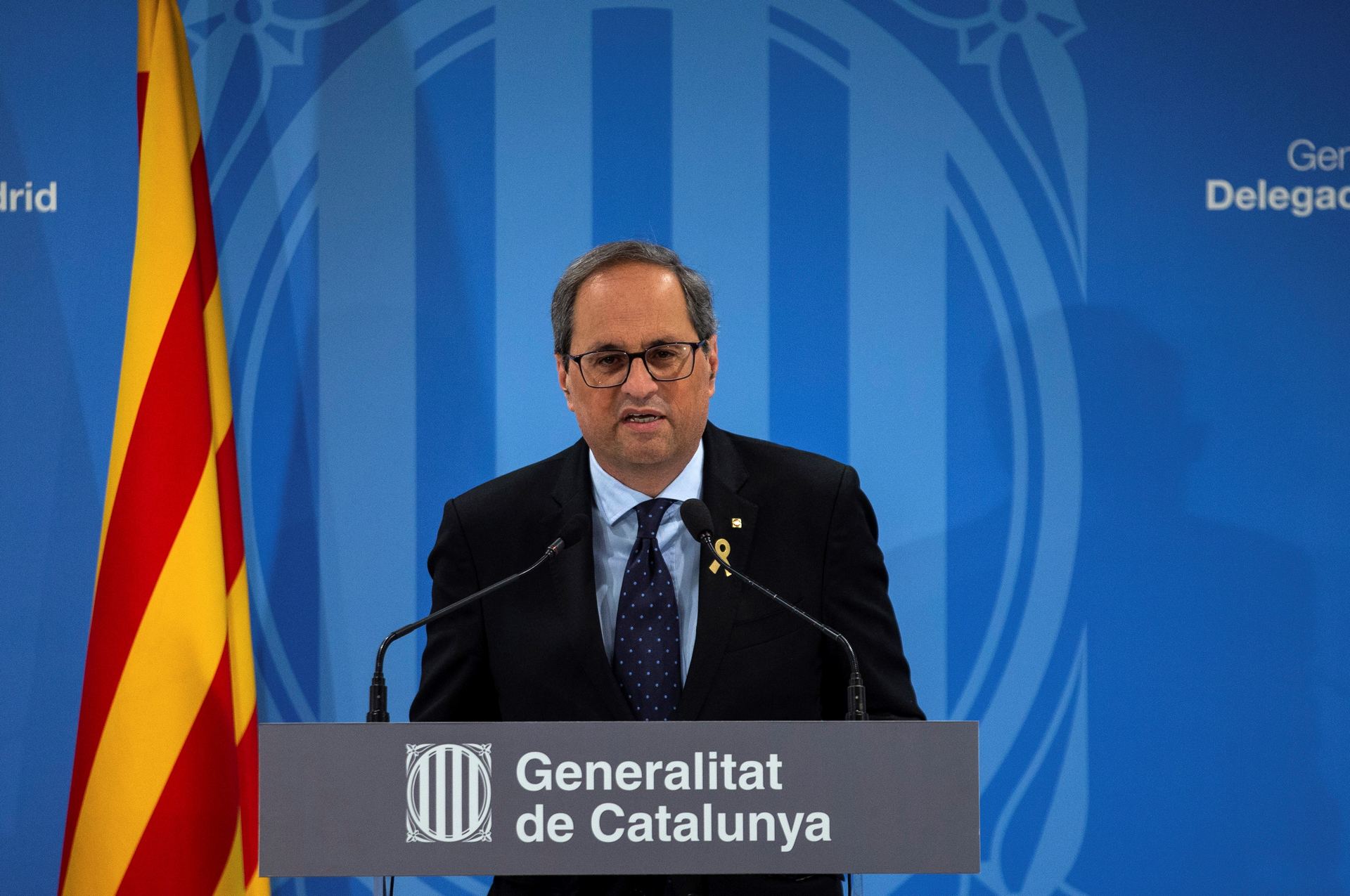 La actuación de Torra podría acarrearle la inhabilitación para cargo público. / EFE