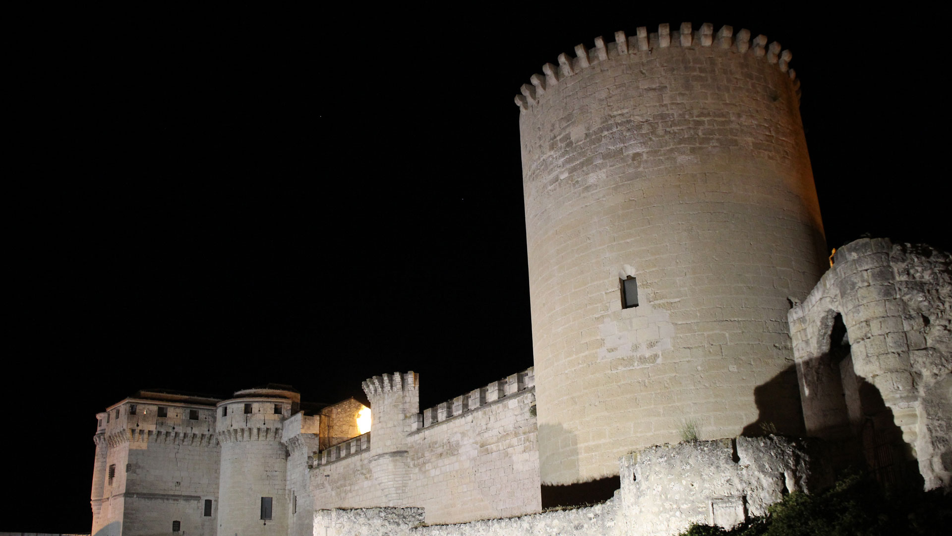 La salida se realizará desde el Castillo a las 22.00 horas./ c. núñez