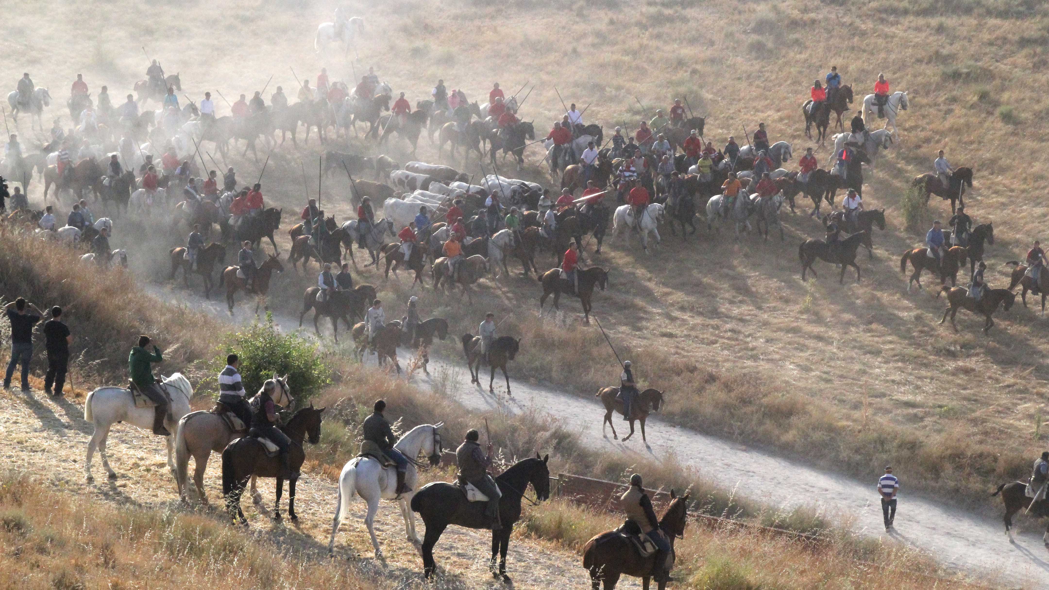 Encierro de Cuéllar en ediciones pasadas./ c. n