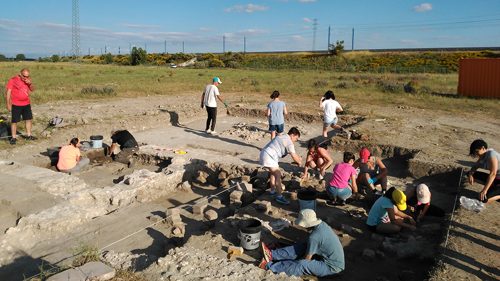 La excavación arqueológica de Matabuey es una de las actividades disponibles en la programación. / El Adelantado