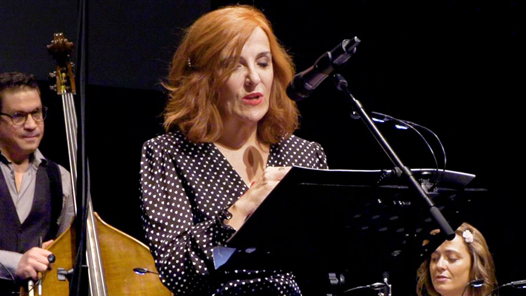 Elvira Lindo es la autora del texto y narradora del espectáculo ‘El niño y la bestia’, un cuento musical. / E. A.