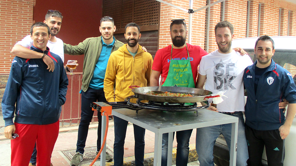 Los participantes pueden ser peñas, grupos, familias, vecinos, etc. / L. Matarranz