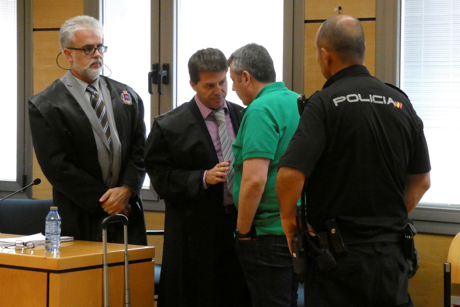 El jurado declaró por unanimidad culpable de asesinato al empresario, además de dos delitos de amenazas.