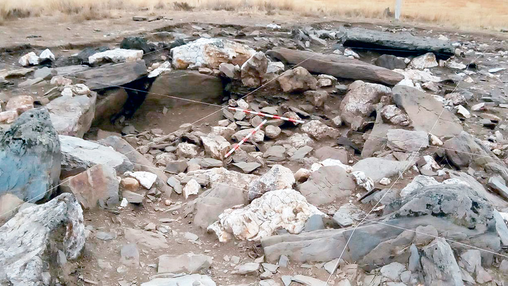 La parte central del Dolmen, con 6.000 años de antigüedad, está formada por una cámara funeraria circular de más de tres metros de diámetro donde las comunidades neolíticas enterraban a sus difuntos. / El Adelantado