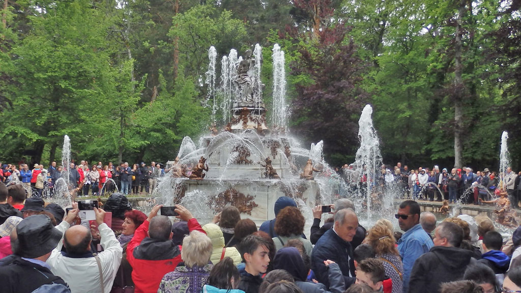 Las fuentes del Palacio Real de La Granja de San Ildefonso captan la atención de los visitantes. / El Adelantado