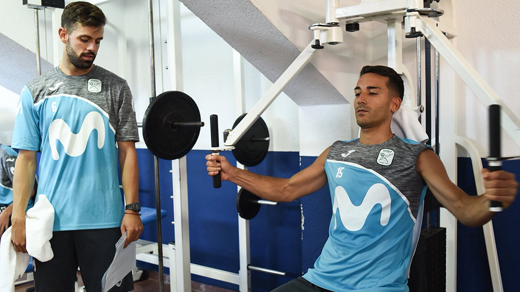 Los jugadores de Movistar Inter F. S. durante la sesión de entrenamiento de ayer en el gimnasio. / MOVISTAR INTER