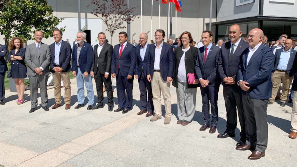 Expositor de la feria Salamaq dedicado a los productos segovianos. / E. A.