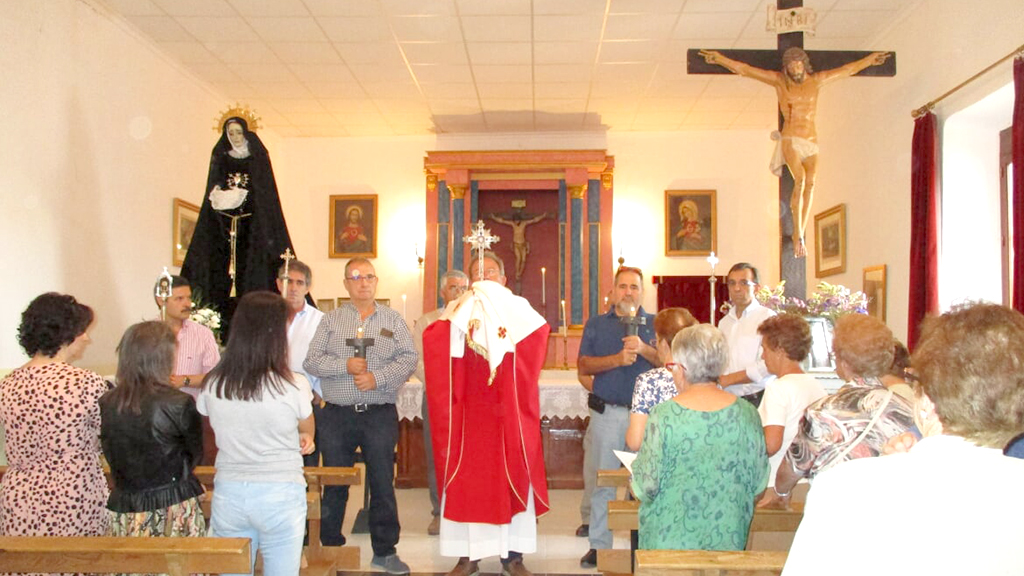 Los cantimpalenses tienen una gran devoción a la reliquia de la Santa Cruz. / L.M.