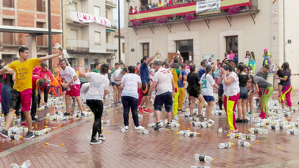 Al final sí pudo celebrarse la popular sifonada. / F.D.