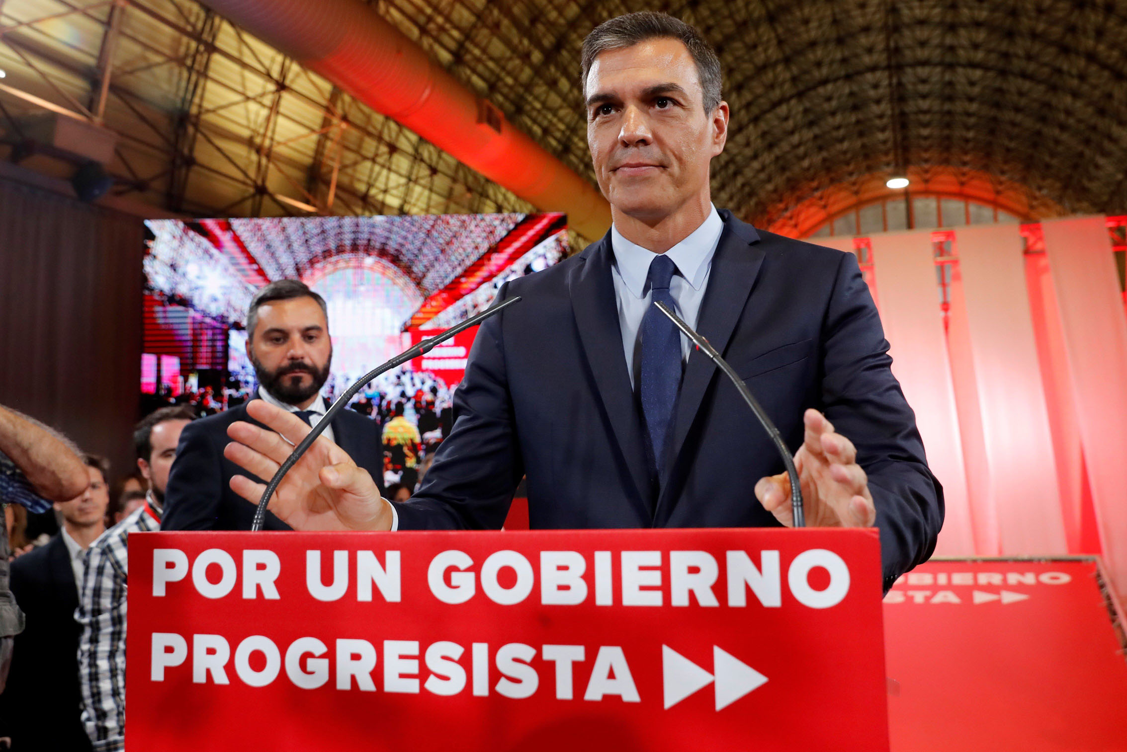 El presidente del Gobierno en funciones, Pedro Sánchez, durante la presentación de las medidas programáticas. / EFE