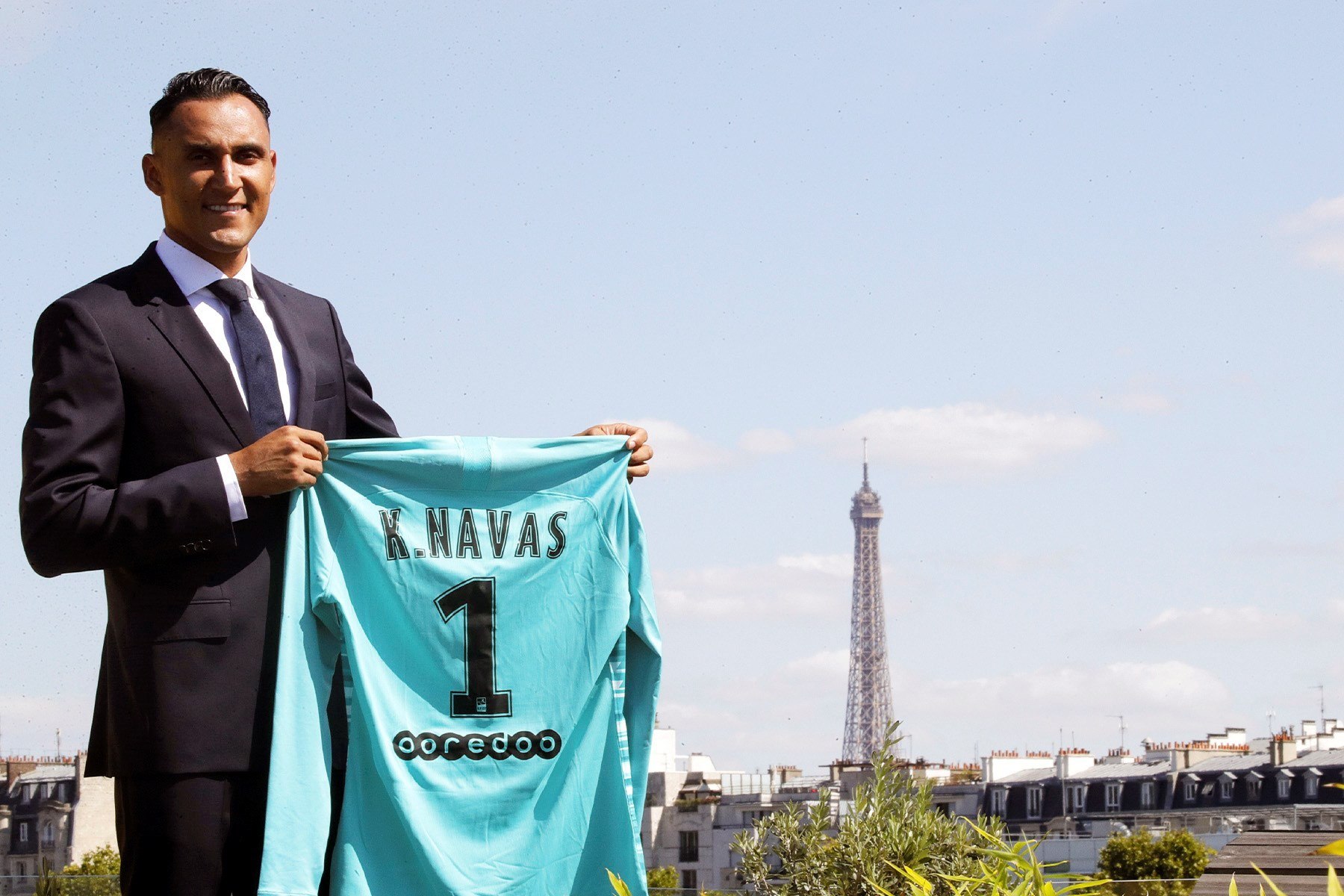 Keylor Navas, en su presentación como nuevo guardameta del Paris Saint-Germain. / EFE