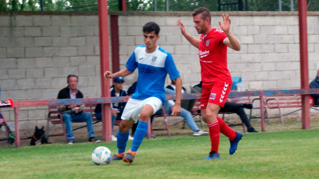 Imagen del encuentro que disputaron Turégano y Unami. / A.M.