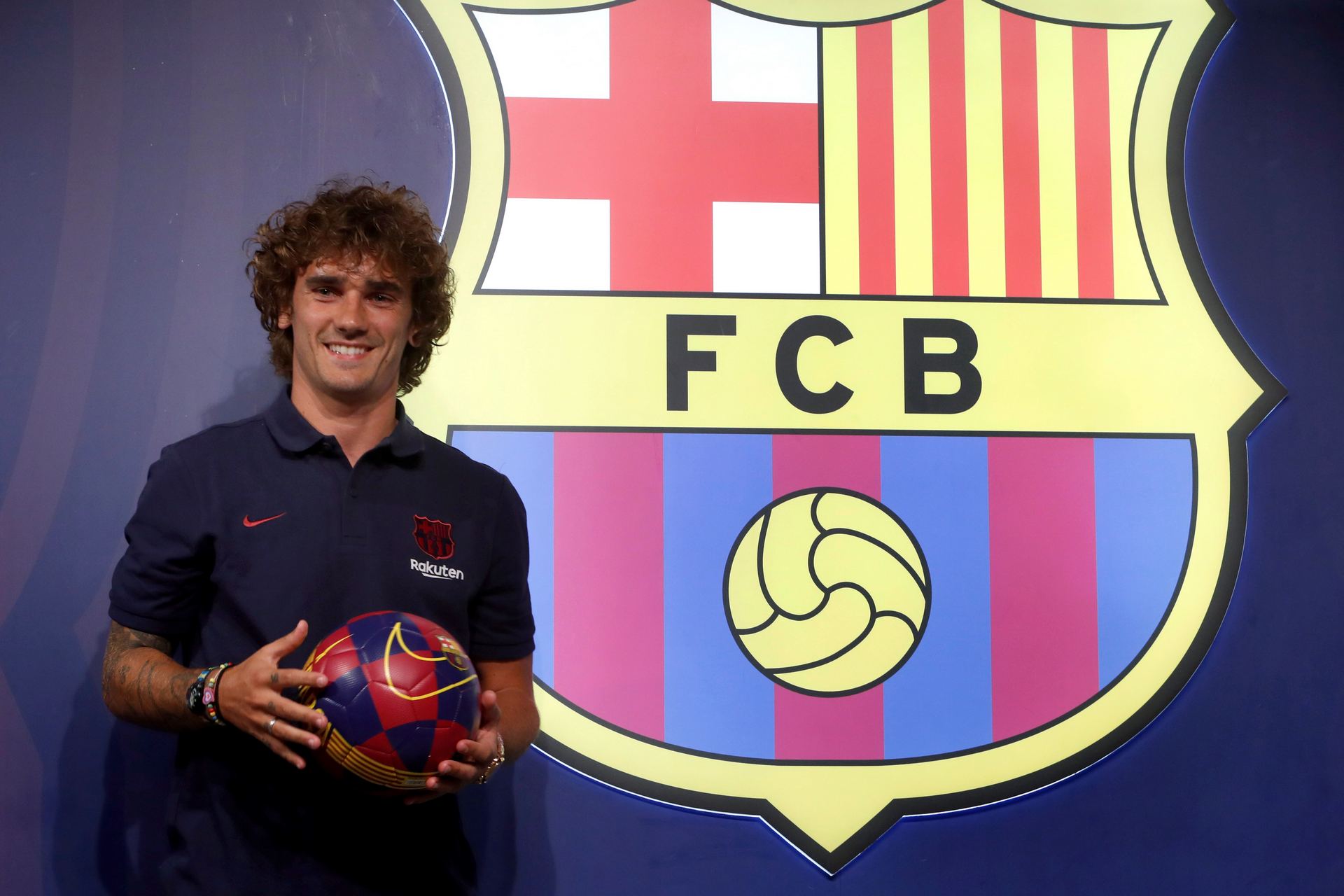 El club blaugrana entabló conversaciones con Griezmann cuando éste tenía contrato en vigor con el Atlético de Madrid.