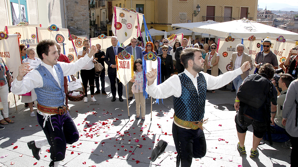 El Hay Festival se inaugura el lunes con una gran fiesta popular 1 Inauguración de la pasada edición del Hay Festival. / nerea llorente