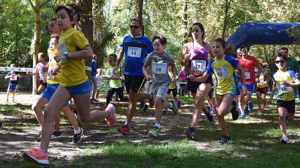 Una de las pruebas de 'Correr en Familia' desde la Alameda del Parral. / ROCÍO PARDOS
