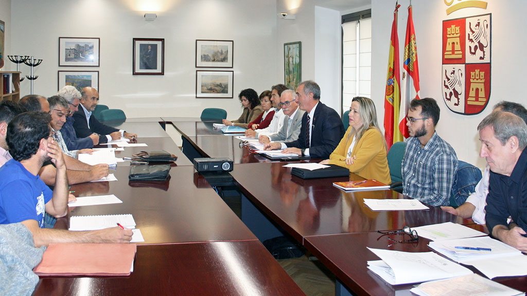 Reunión del Consejo Agrario de Segovia en la Delegación Territorial de la Junta de Castilla y León. / El Adelantado