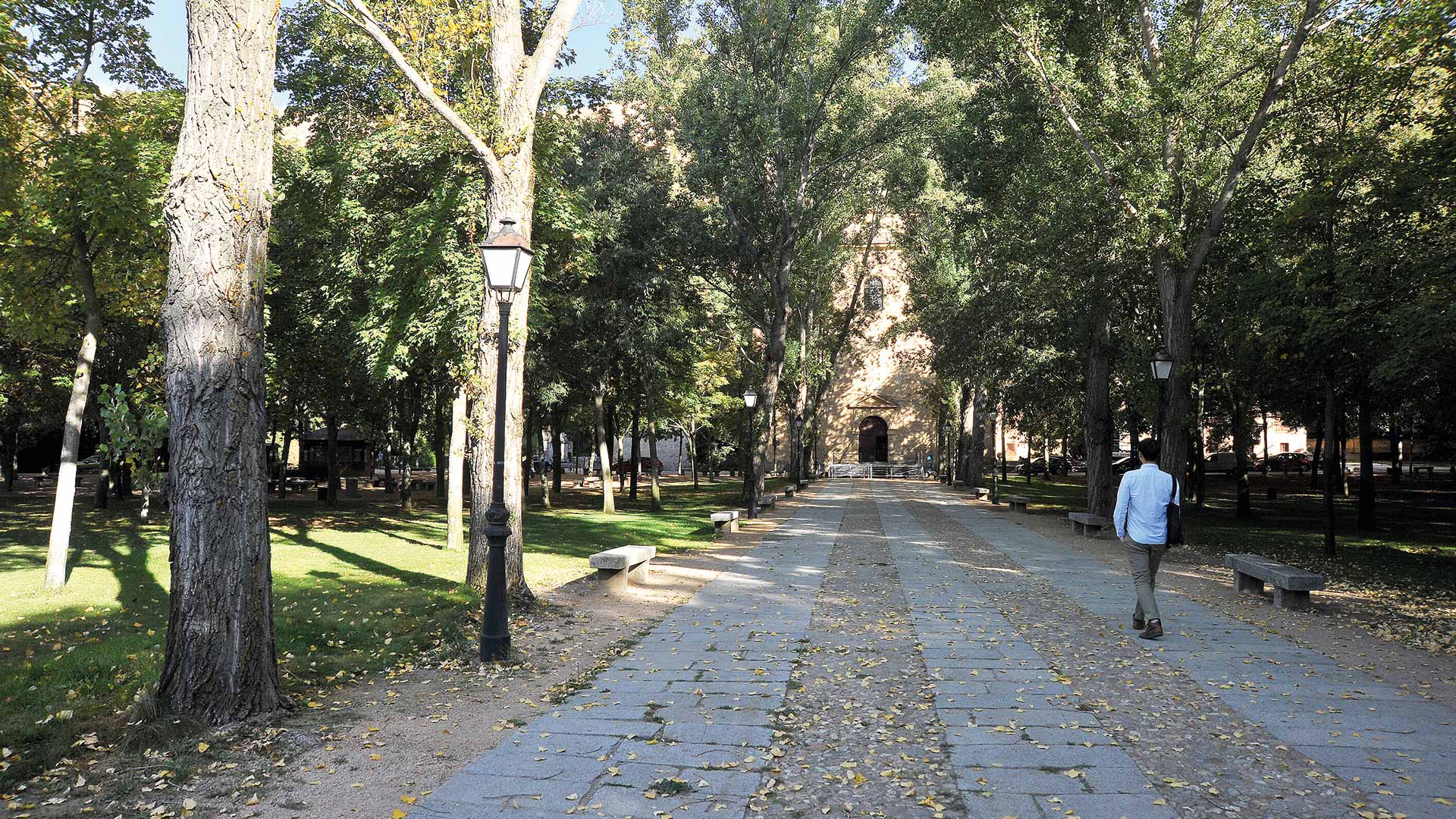 Alameda de la Fuencisla. / Kamarero