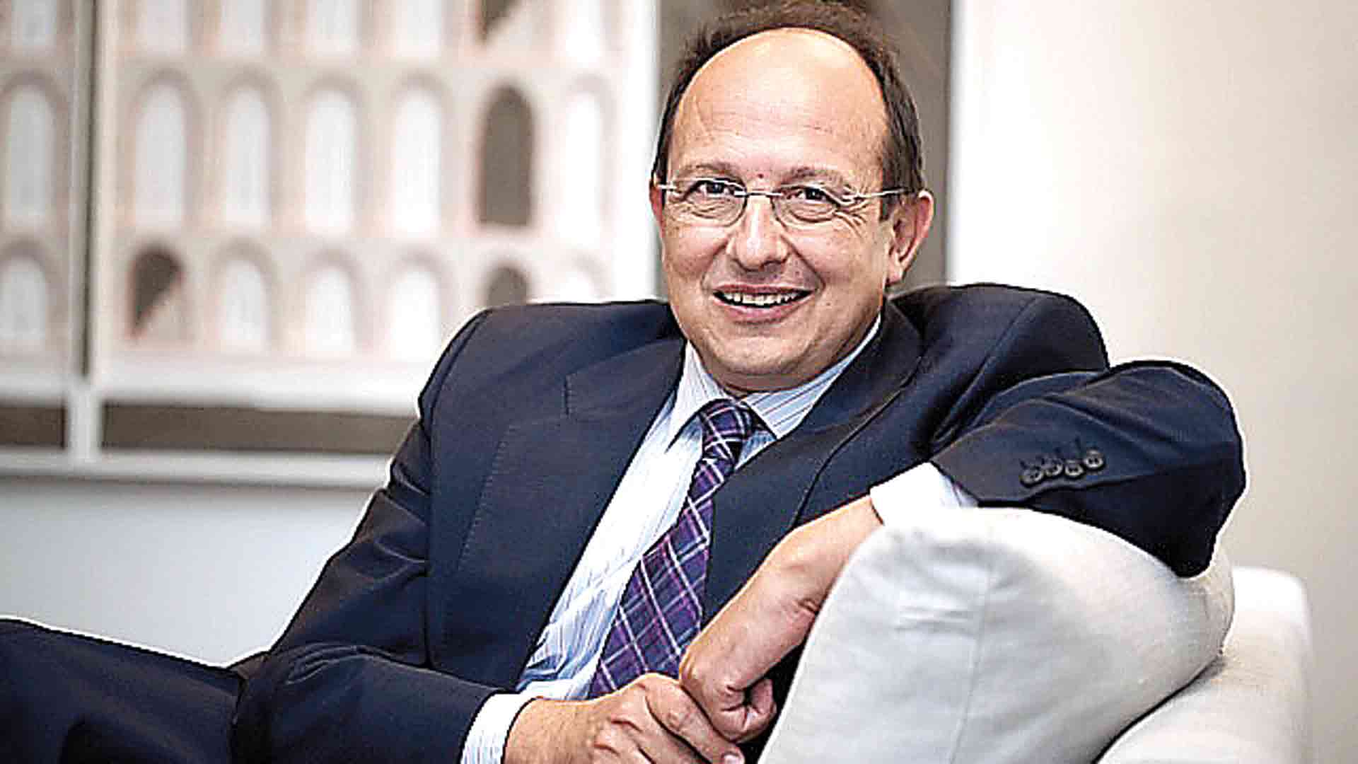 Salvador Carmona, rector de IE University.