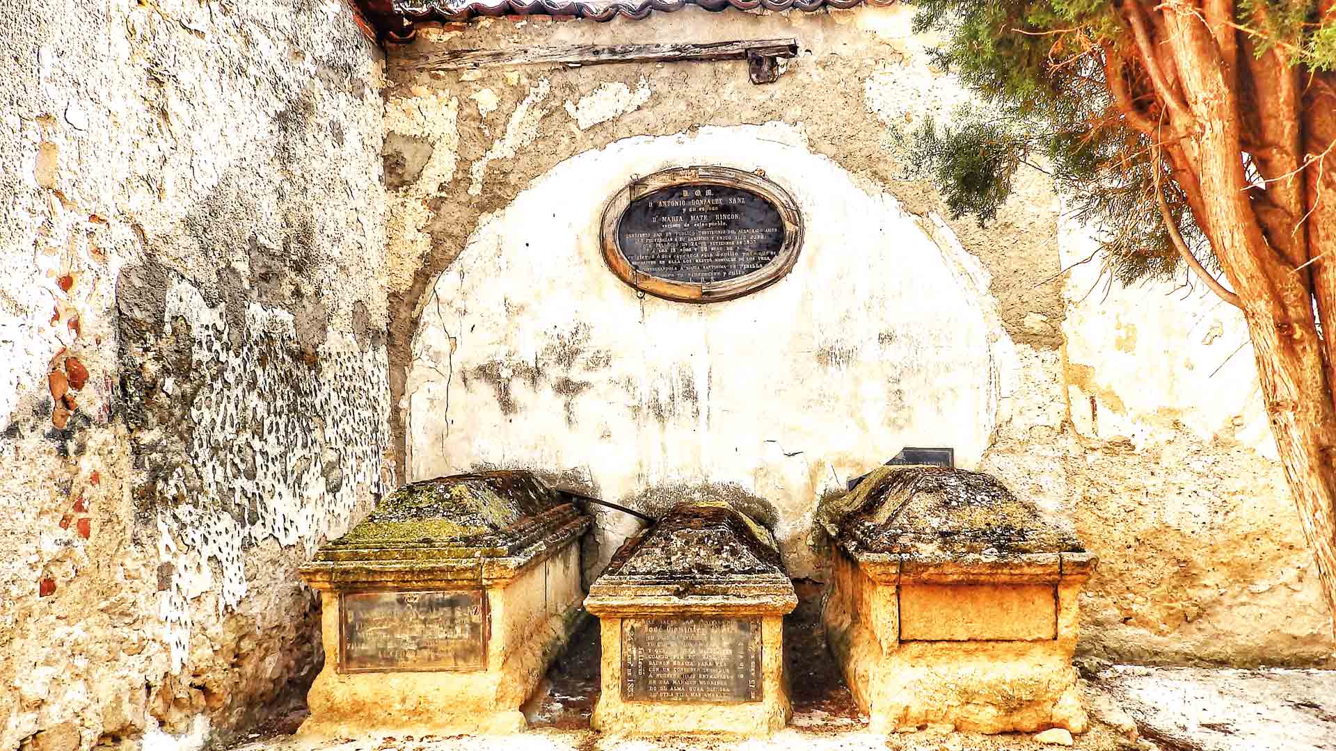 Cementerio de Zamarramala. Panteón de la familia González Mate.