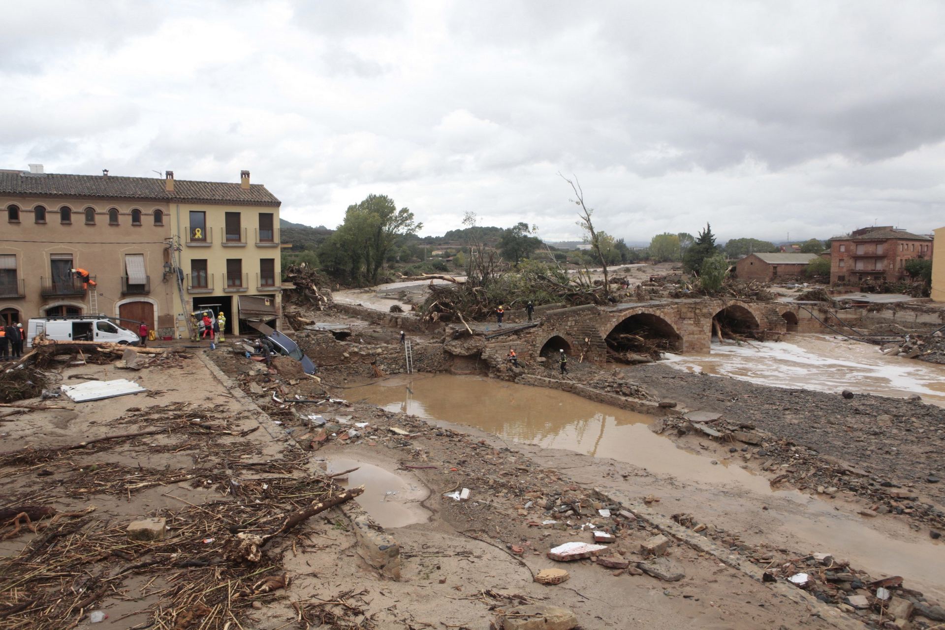 Aspecto de la población de Montblanc, Tarragona, que ha resultado gravemente afectado por las lluvias torrenciales.