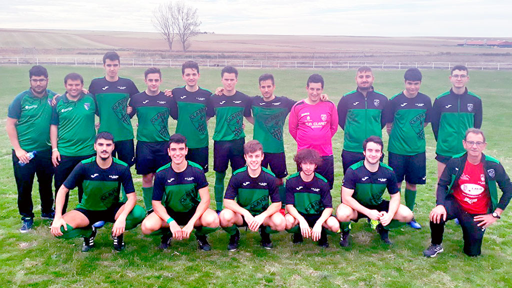 Conjunto del CD Claret que compitió frente al CF Valseca en el campo de El Tejón. / ÁLVARO PINELA