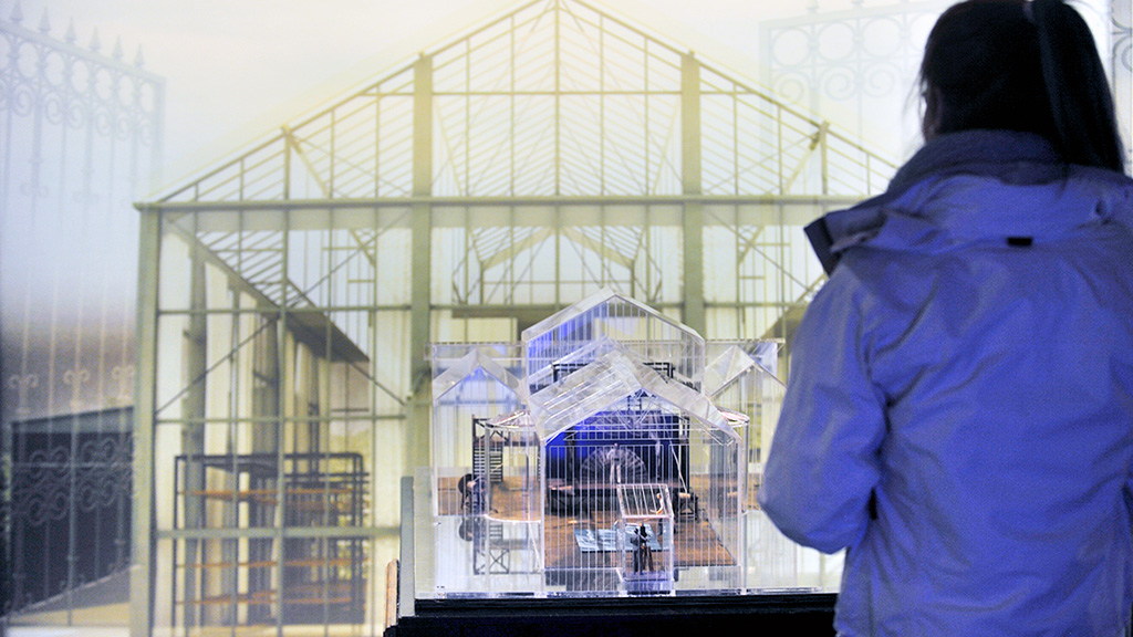 Maqueta del estudio cinematográfico, el primero de Europa, que Méliès construyó en la ciudad de Montreuil. / Kamarero