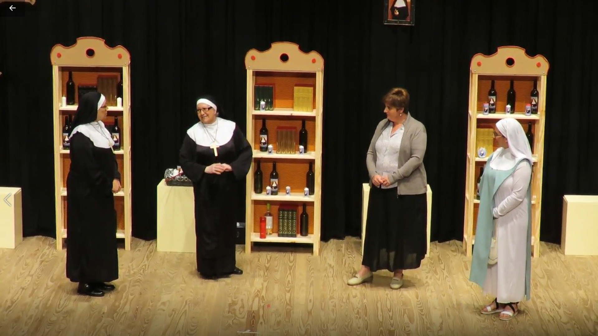 Representación de la obra teatral 'Milagro en el convento de SantaMaría Juana' en Ávila. / El Adelantado