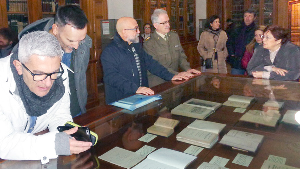 Sesión del curso sobre la historia de la ciencia, la arquitectura y la ingeniería. / E. A.