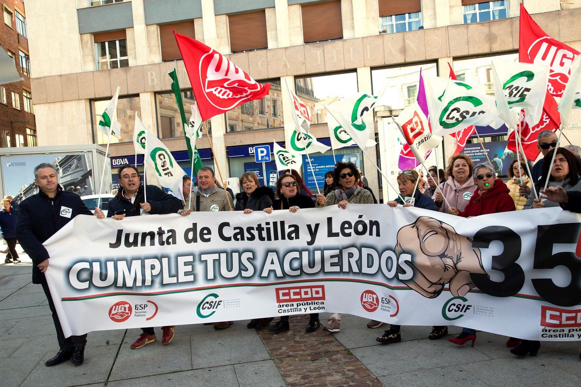 Los funcionarios se movilizarán finalmente hoy ante la falta de acuerdo entre sindicatos y Junta. / europa press