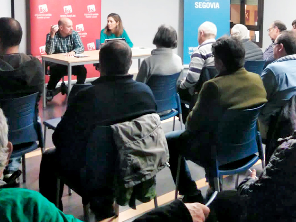 Galindo y Peñalosa, en el acto público celebrado el viernes. / E. A.