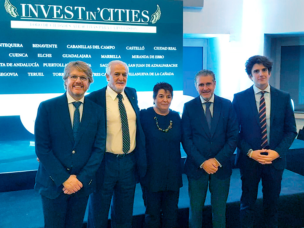 15 1b Foto de grupo Invest In Cities