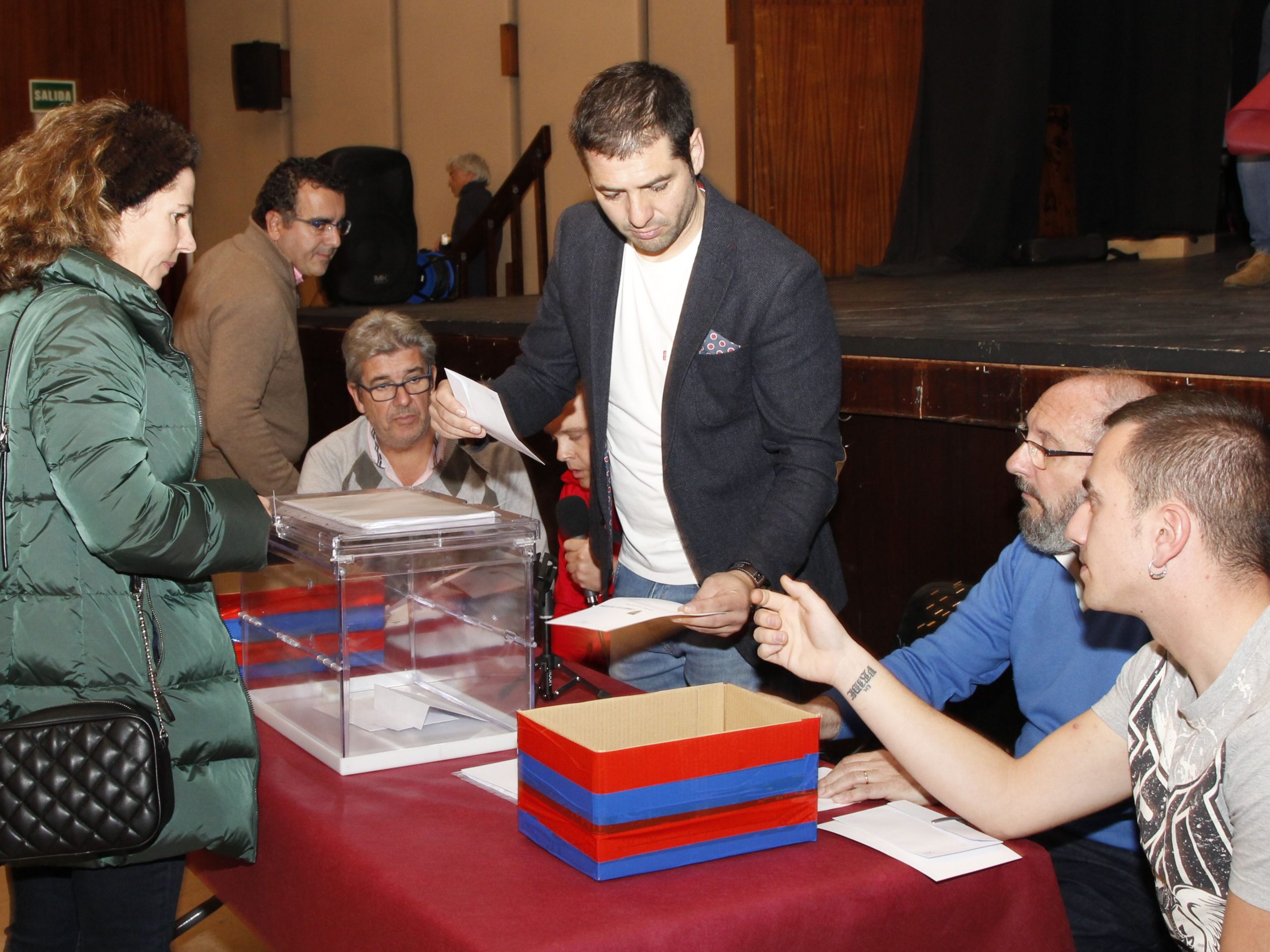 Última votación de la Gimnástica Segoviana. / KAMARERO