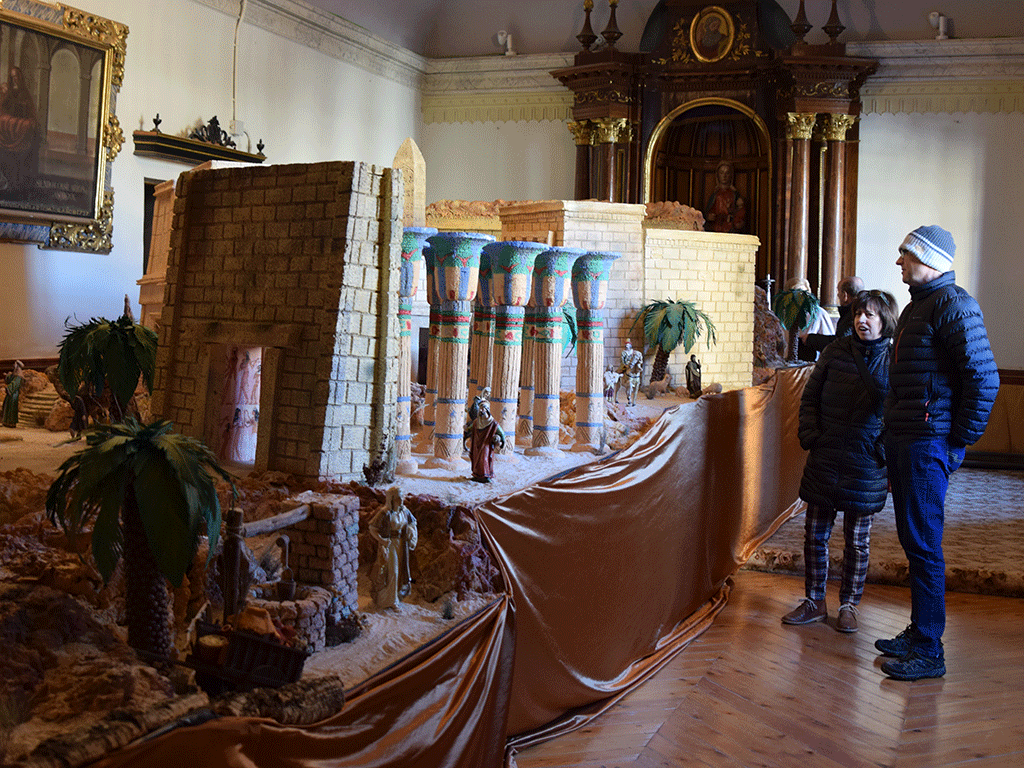 El belén del Palacio Episcopal de Segovia representa el capítulo del Evangelio ‘La huida a Egipto’. /ROCÍO PARDOS