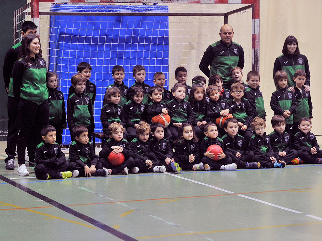 Un club, una familia 2 d1 2kama Poldeportivo Claret Presentacion Equipos KAM0675