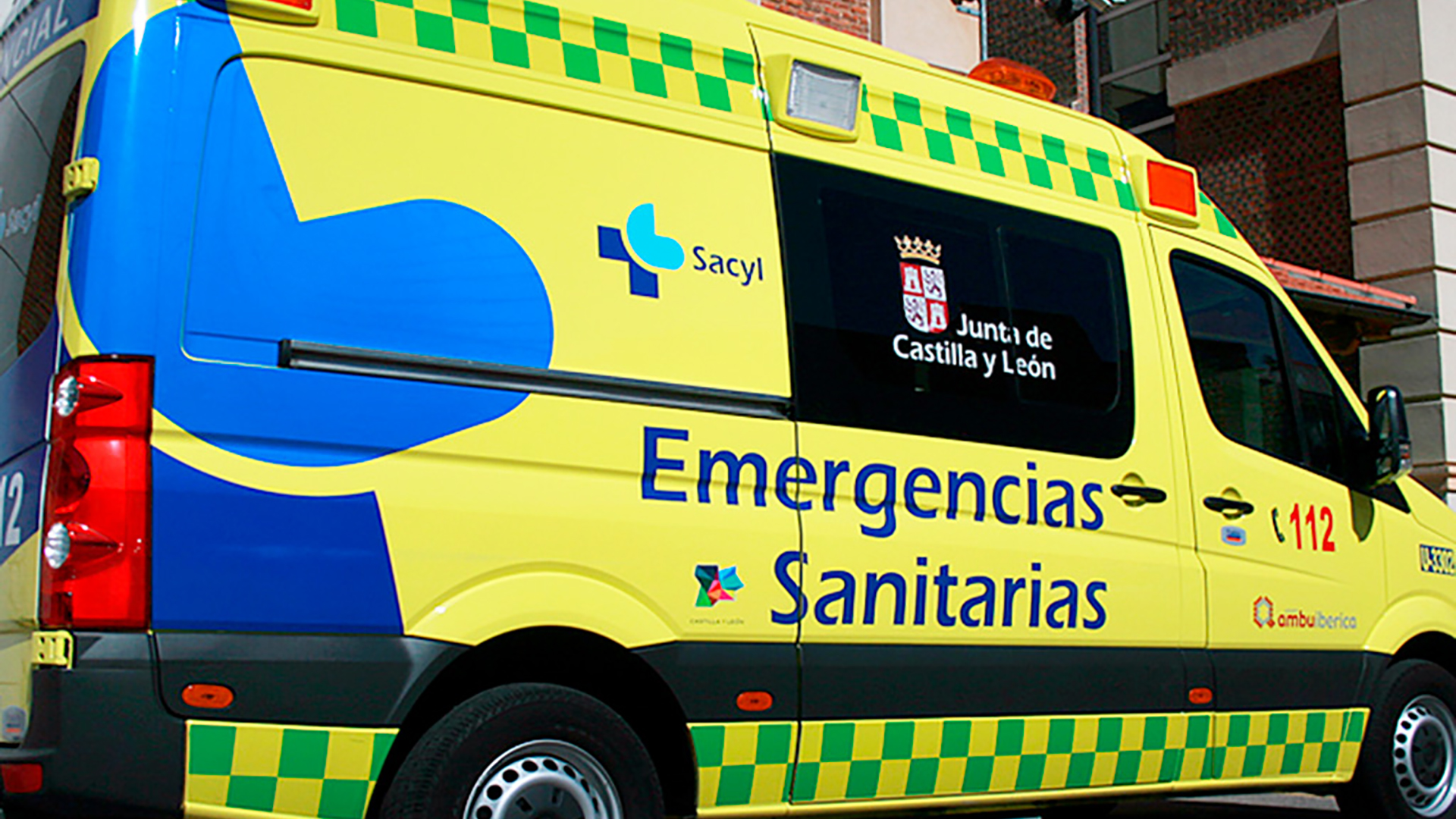 Ambulancia del servicio de emergencias./ EL ADELANTADO