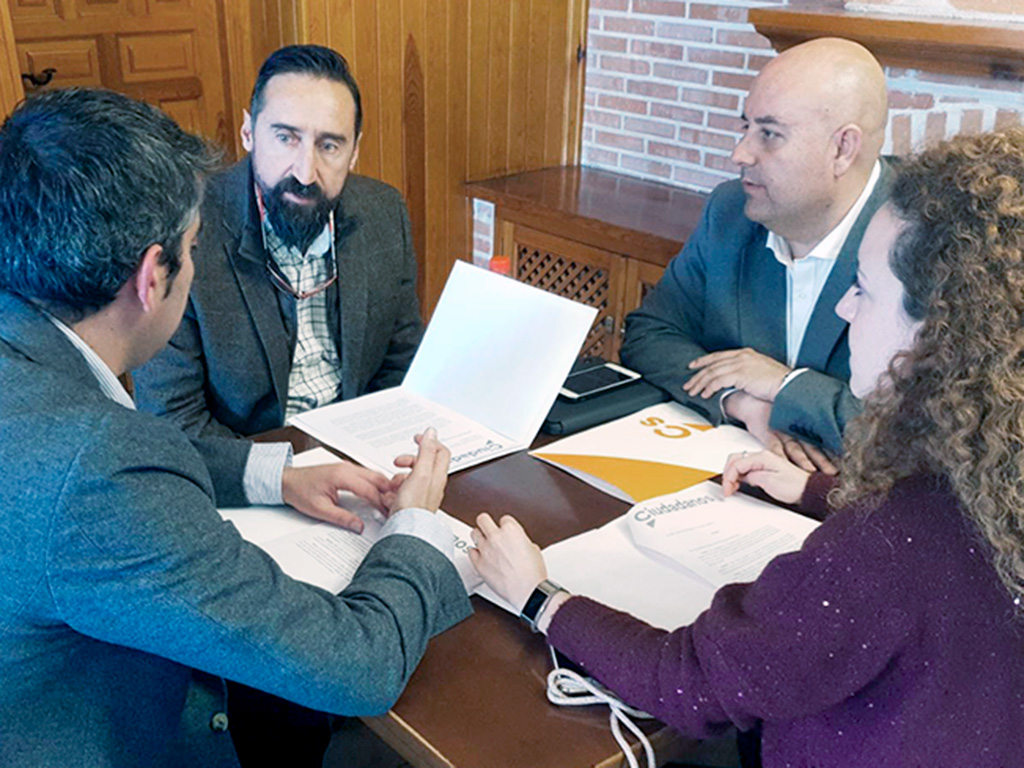 Concejales de Cs de Segovia y Ávila trabajan en el texto. / El Adelantado