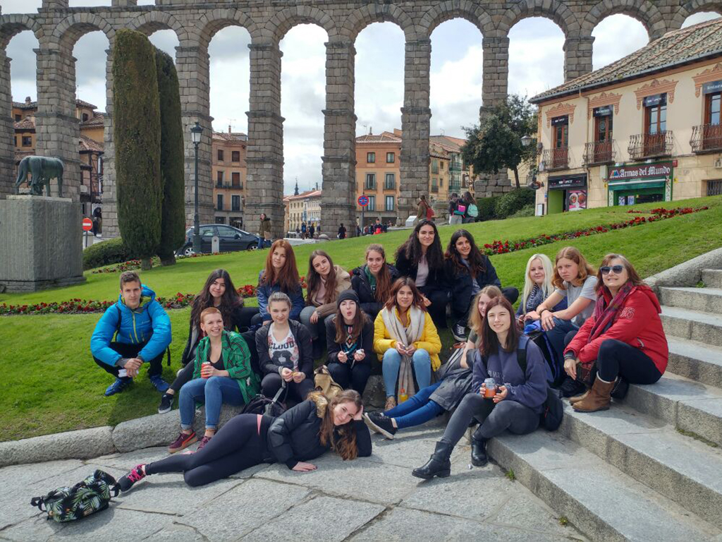 Grupo de alumnos del  IES Ezequiel González con compañeros alemanes. /E. A.