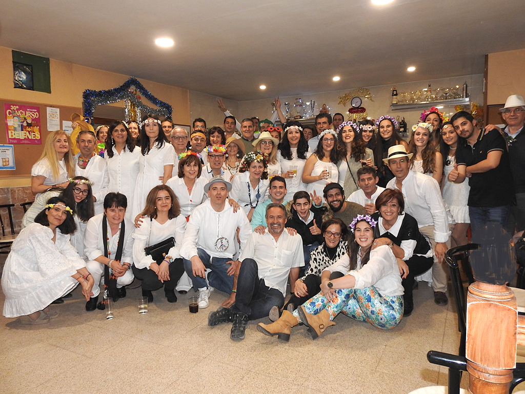 Fiesta ibicenca en Nochevieja, en Fuentepiñel. /E.A.